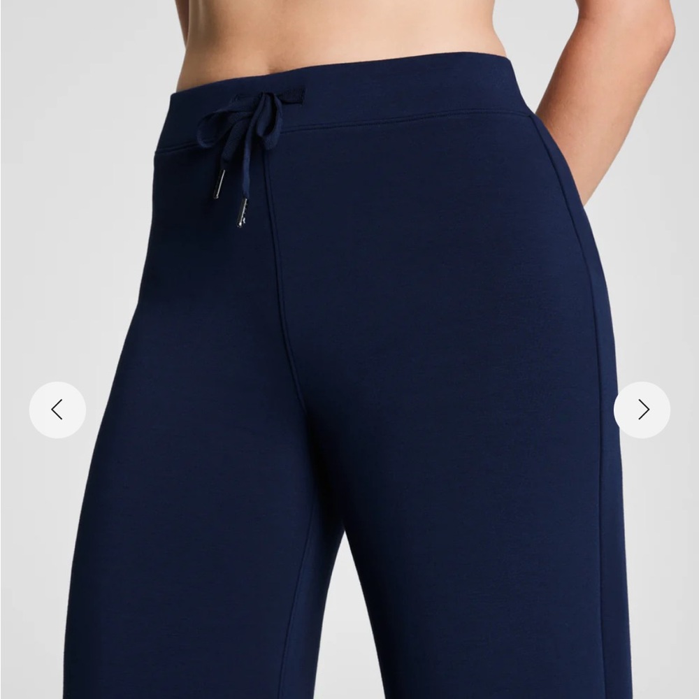 Spanx Wide Leg Air Essentials Pants - Picture 2 of 6